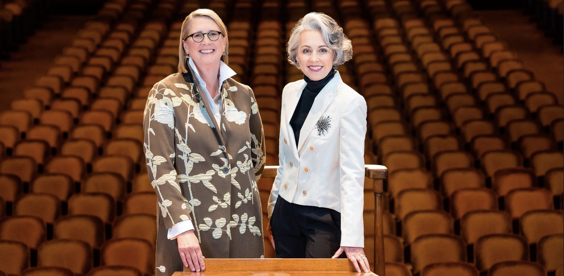Incoming and outgoing San Francisco Symphony Orchestra board chairs Priscilla Geeslin (left) and Sakurako Fisher (right). Photo by Brandon Patoc.